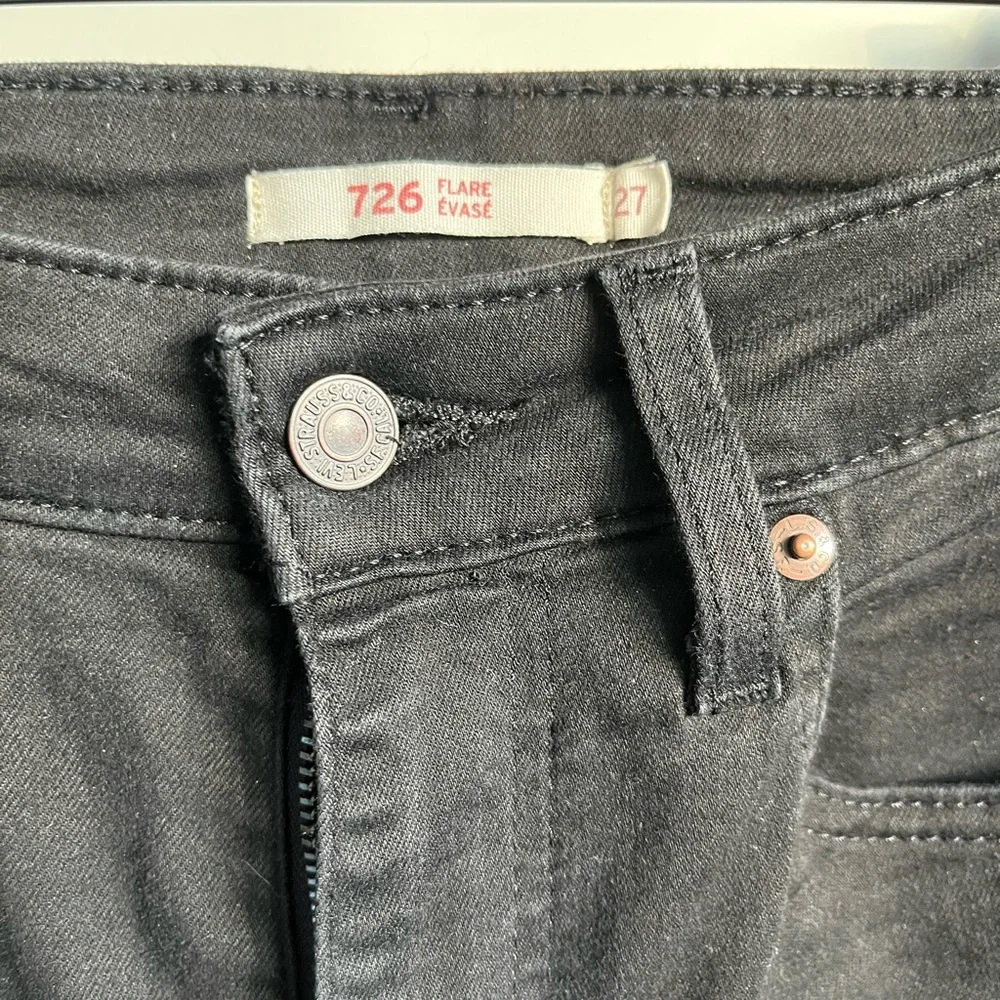 Levi's 726 Black Flare Jeans ๐๐๐ - Picture 6 of 10